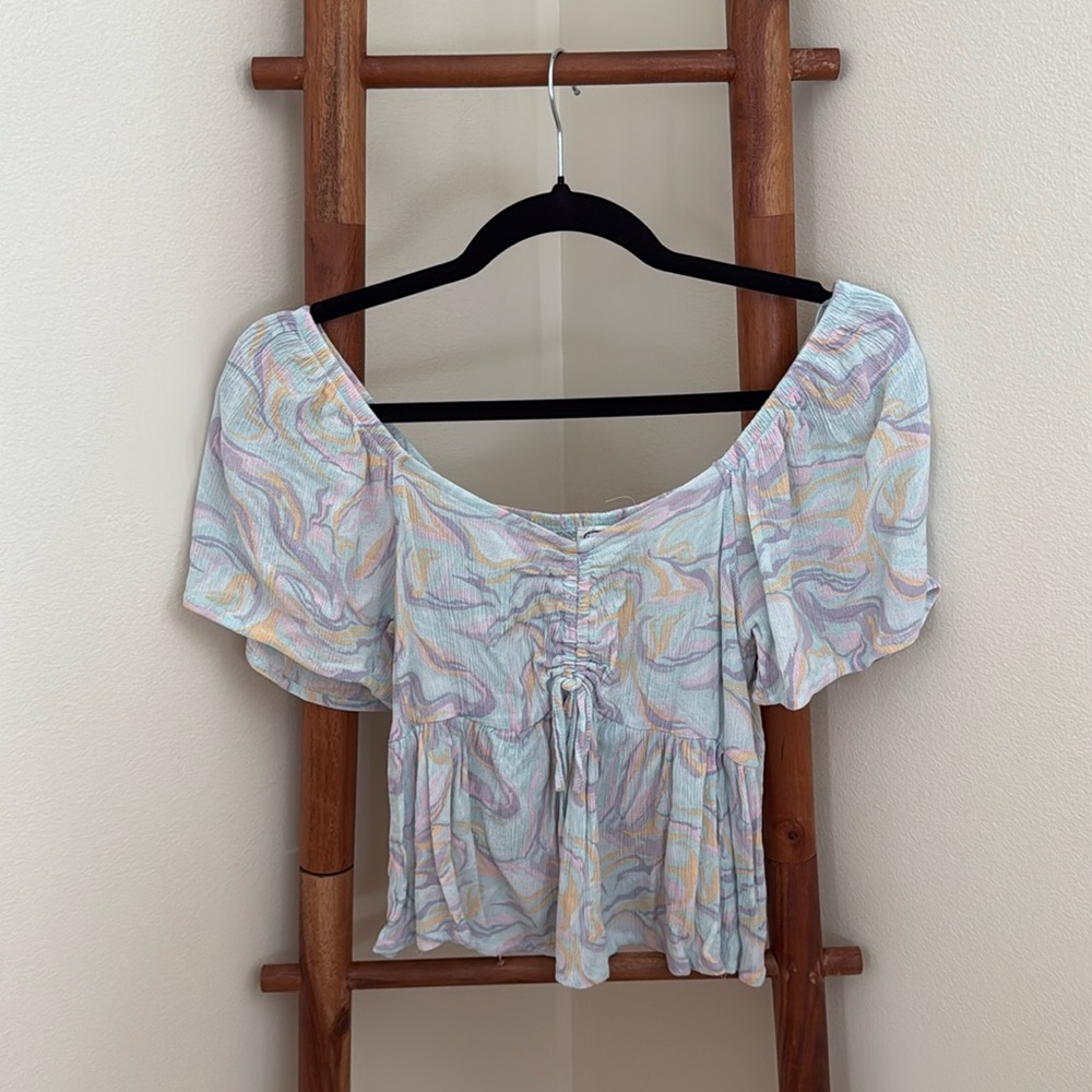 Flutter Sleeve Cropped Top